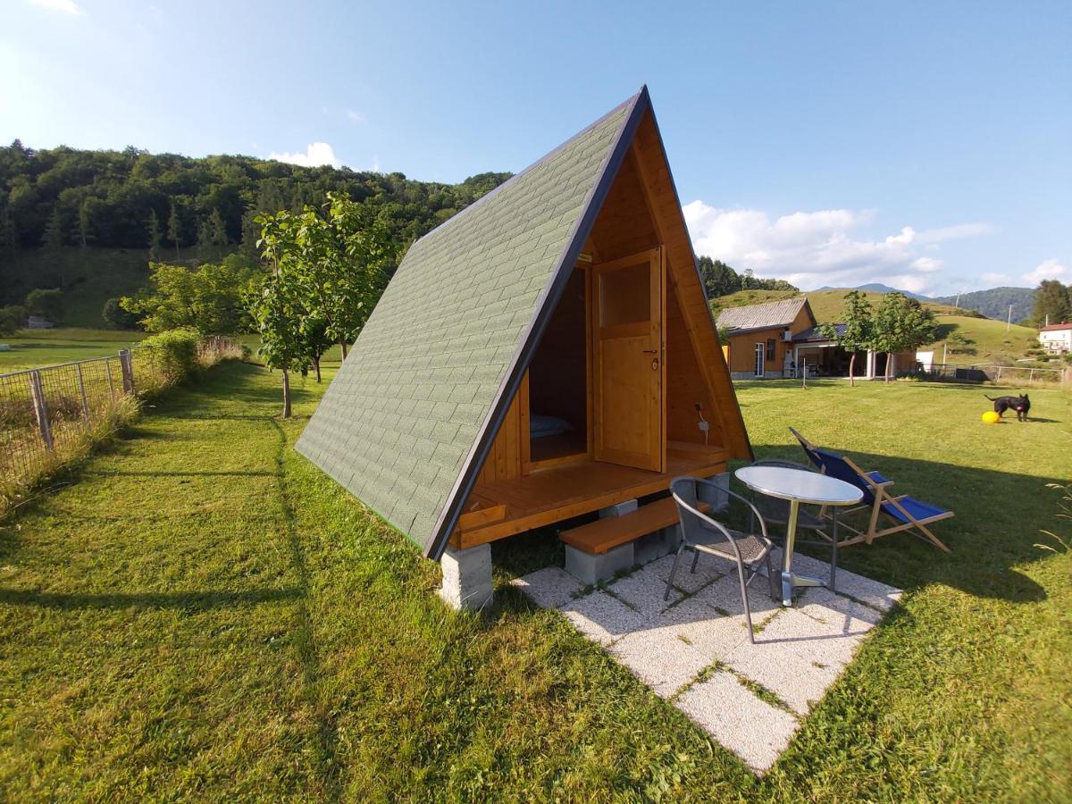 ホテル Glamping Hiske Petrin トールミン エクステリア 写真