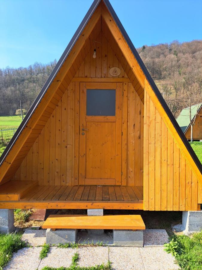 ホテル Glamping Hiske Petrin トールミン エクステリア 写真